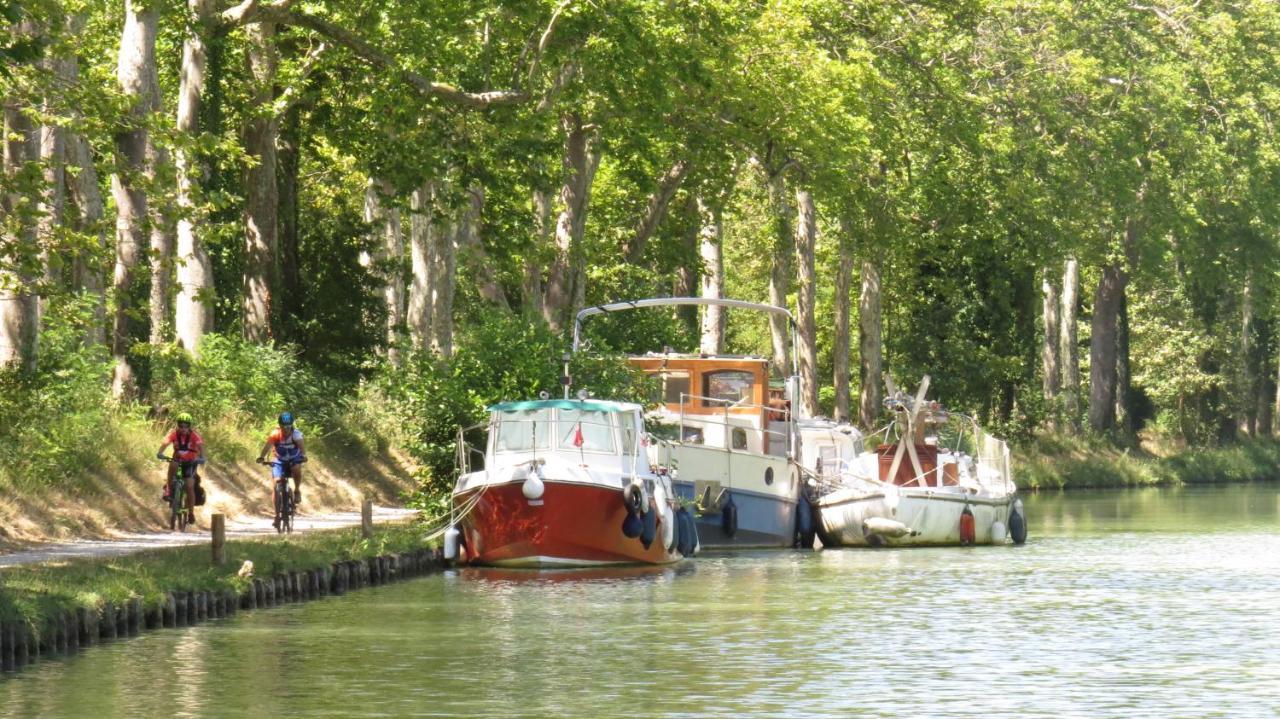 Nature'S Pace Holidays Montmaur  Exterior photo
