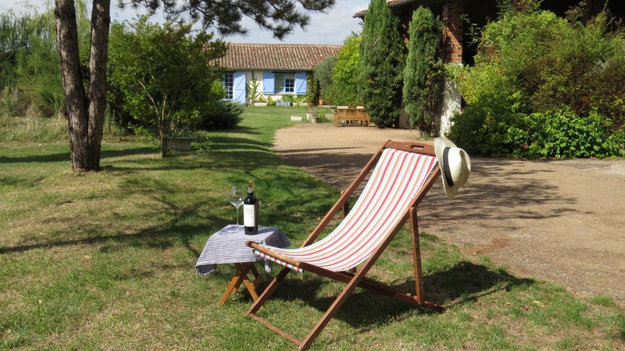 Nature'S Pace Holidays Montmaur  Exterior photo